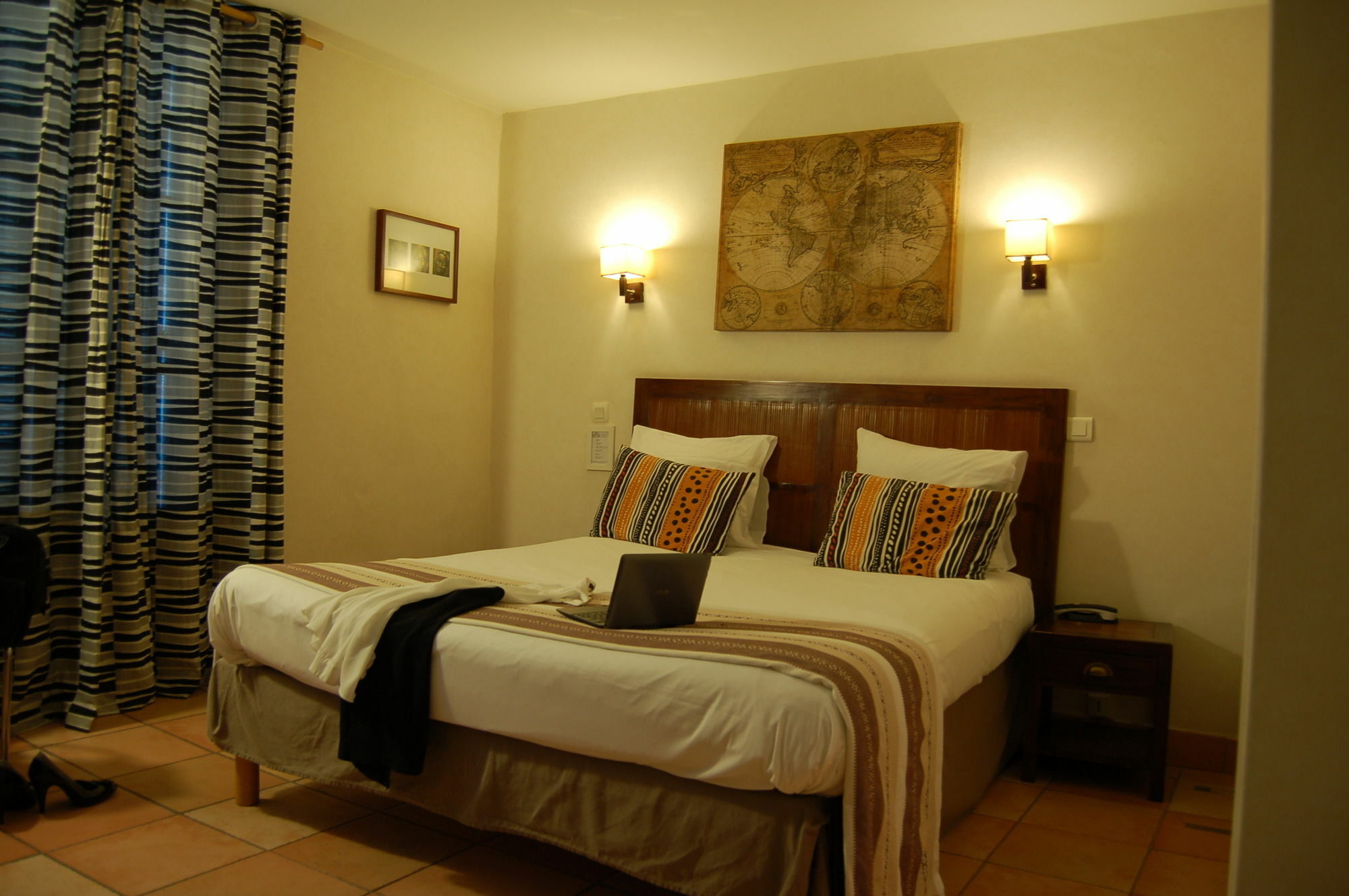 Hotel Amista Marseille - Ancien Hotel Saint Louis - Vieux Port Luaran gambar